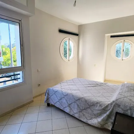 Spacious And Elegant Apartment In Agdal Rabat Exterior photo
